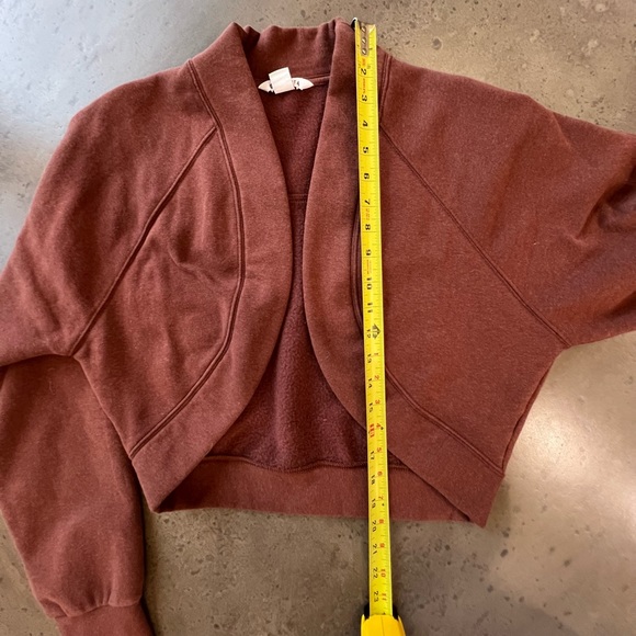 Athleta cropped sweatshirt jacket. Brown. Size L. - Picture 3 of 8